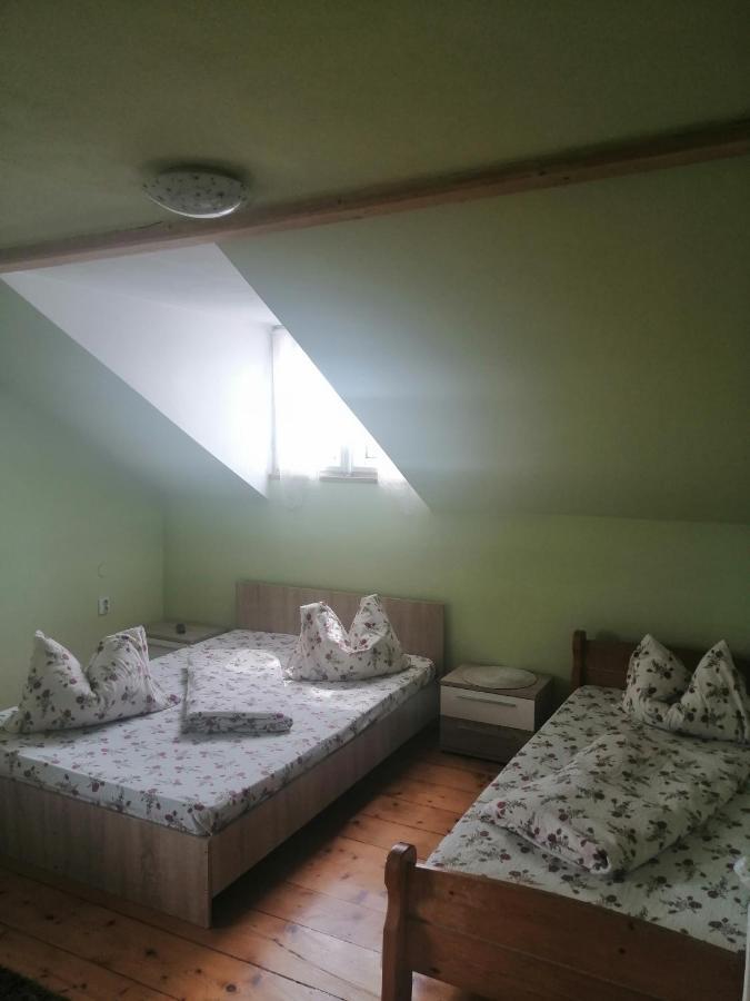 Helga House Hostel Turda Exterior photo